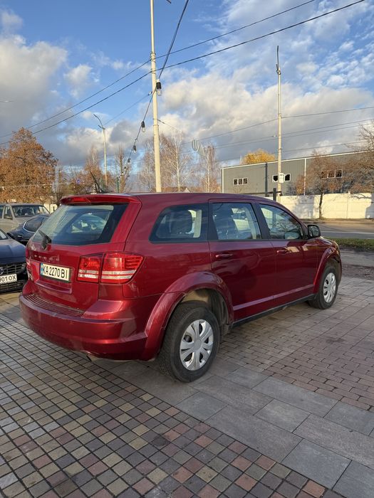 Dodge journey 2.4 газ/бенз автомат 2011 мінімальні пошкодження