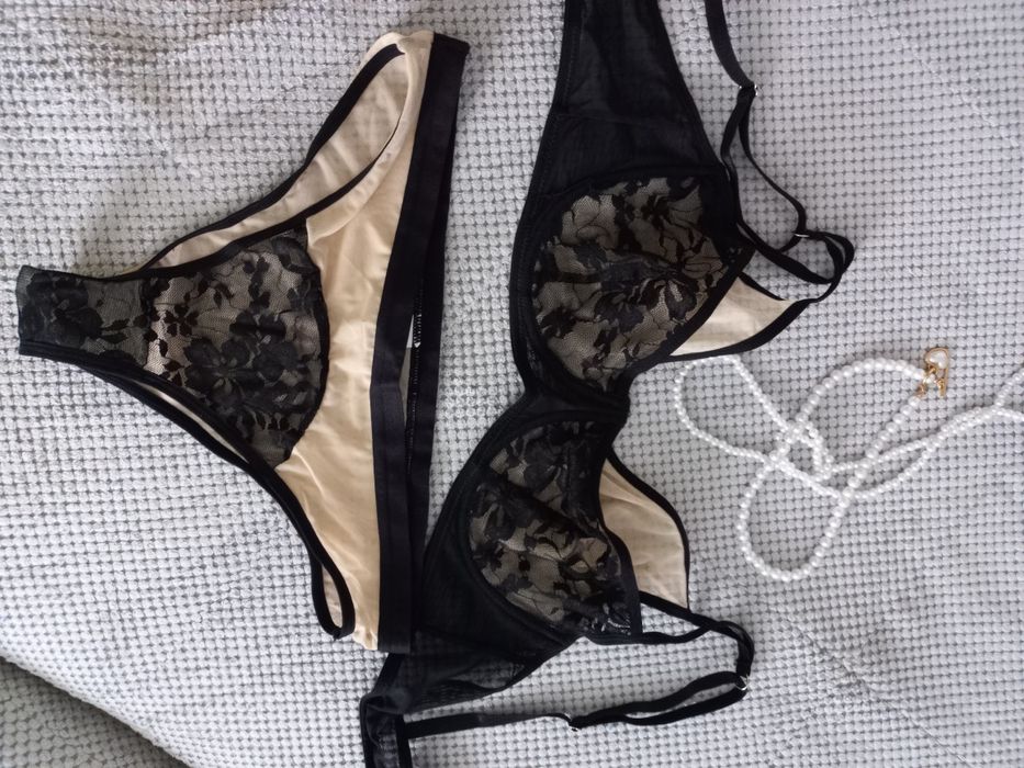 Комплект белья. Новый. L. 400грн.Любой.