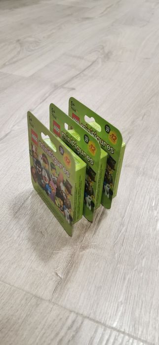 LEGO minifigures series 27 (2+1 gratis)
