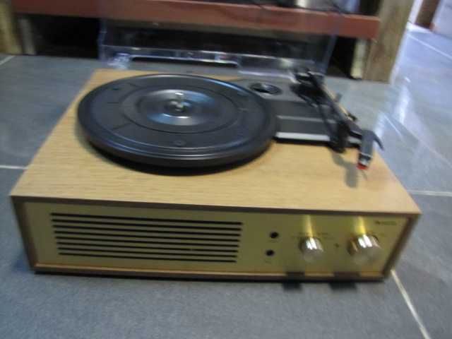 Gramofon z Bluetooth wbudowane głośniki Auna Berklee TT Classic