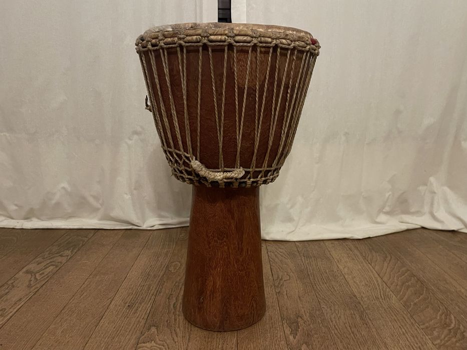 Djambe grande 36cm diametro pele e madeira