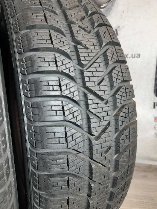 Шини 8,5мм 165/70 R14 PIRELLI SnowControl Winter190 зима сток