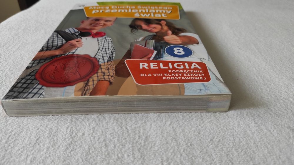 Religia kl. 8 " Mocą Ducha Św.przemieniamy Świąt"