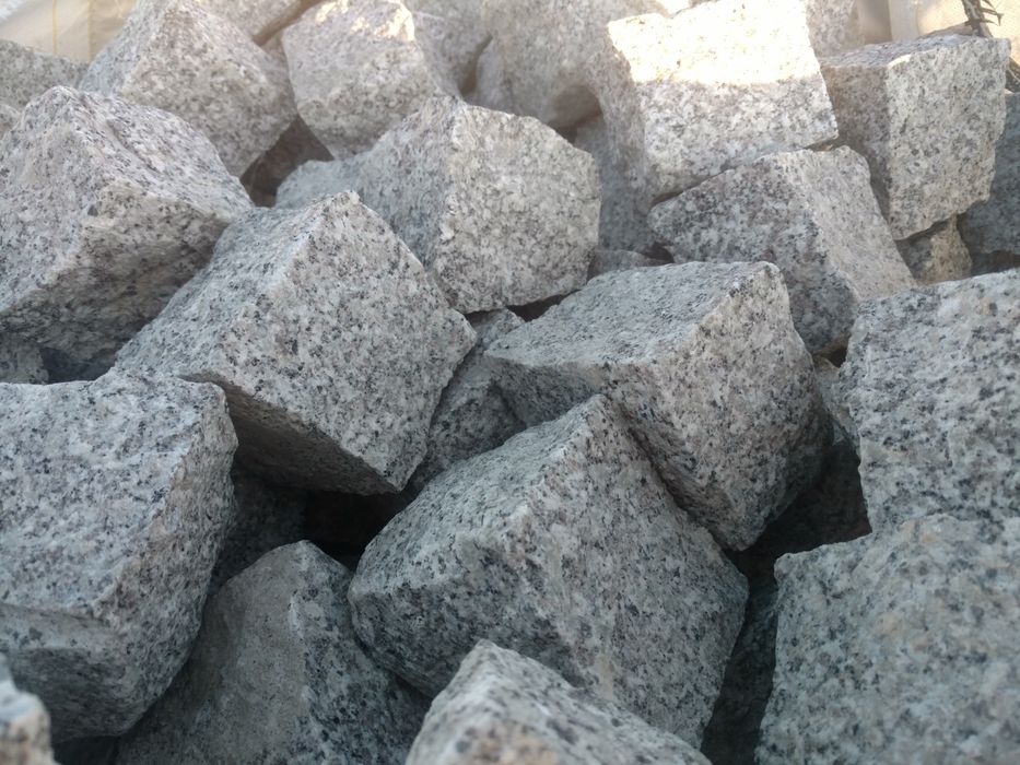 1.gat Kostka granitowa 8/11 brukowa kora kamienna sosnowa ziemia bruk