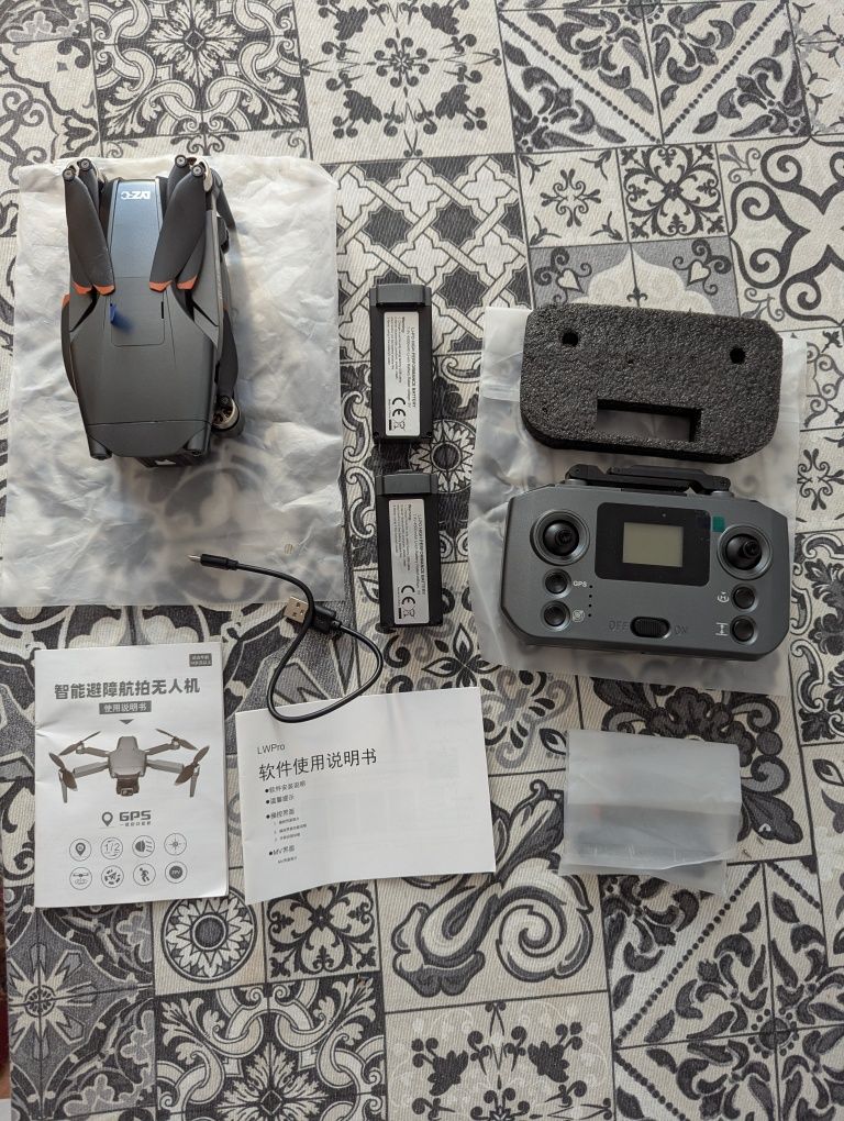 L600 pro max, дрон 3-х осьовий підвіс, запис на SD карту