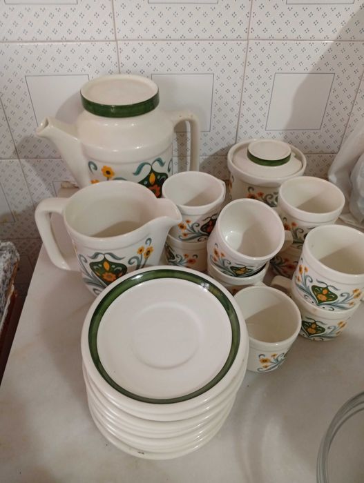 Vários tipos de loiça