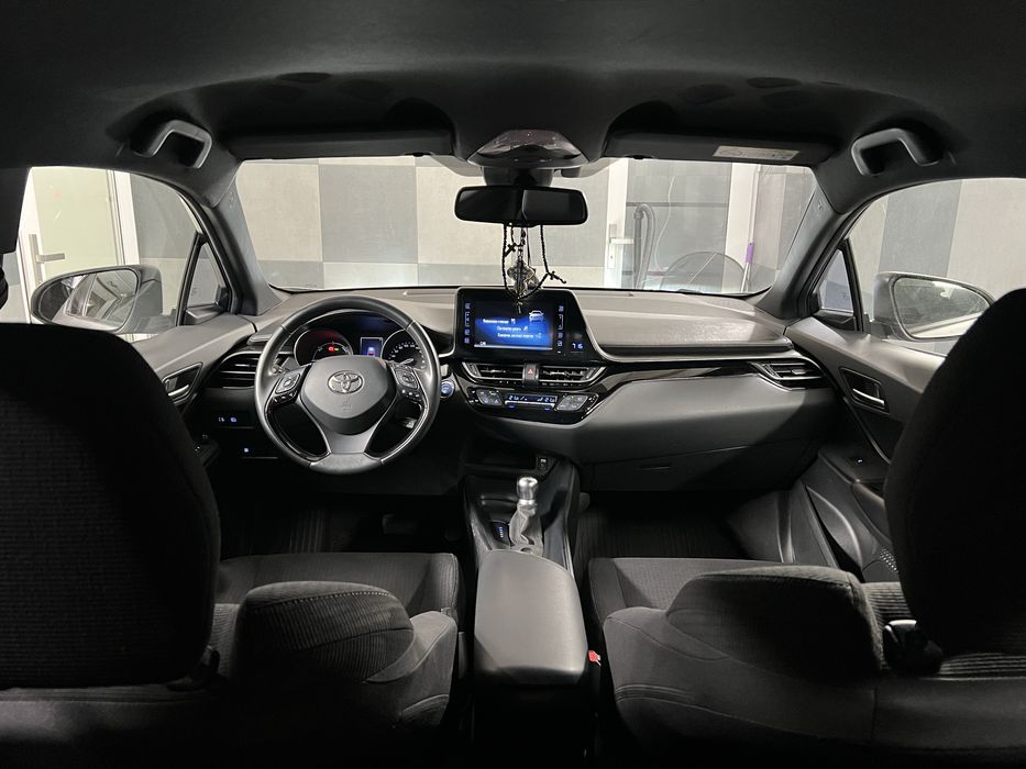Toyota c-hr 2020