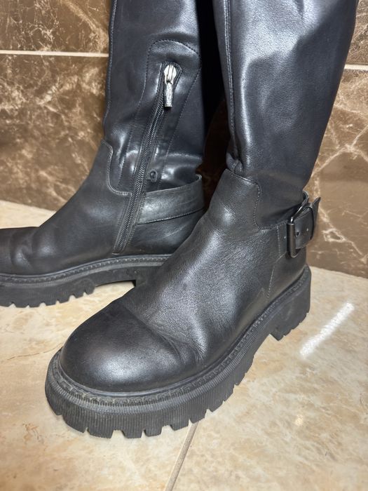 Шкіряні ботфорти Miraton.