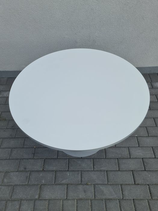 Stół okrągły 8 szt. biały Ø90 cm, blat z rantem srebrnym,noga metalowa