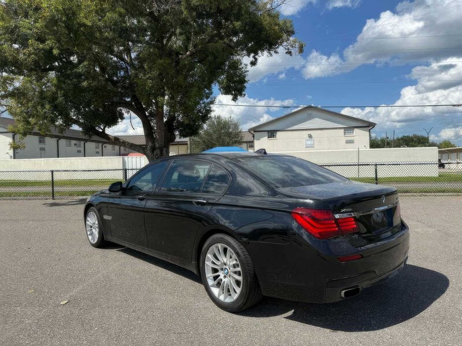 BMW 7 Series 740Li xDrive      2014