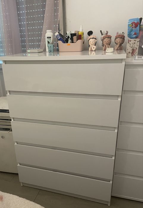 Comoda 5 gavetas alta