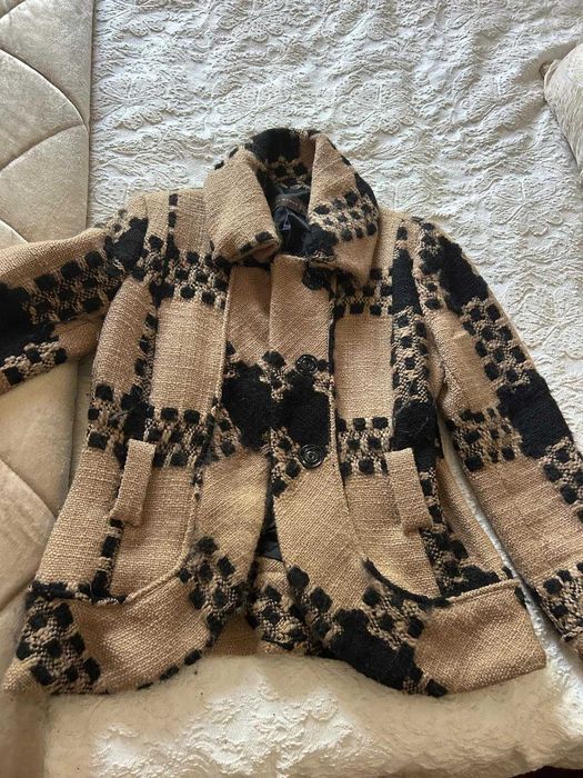 Casaco curto da Zara