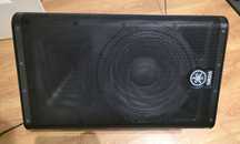 Yamaha DXR12 - FRFR ativa 12" com 1100W