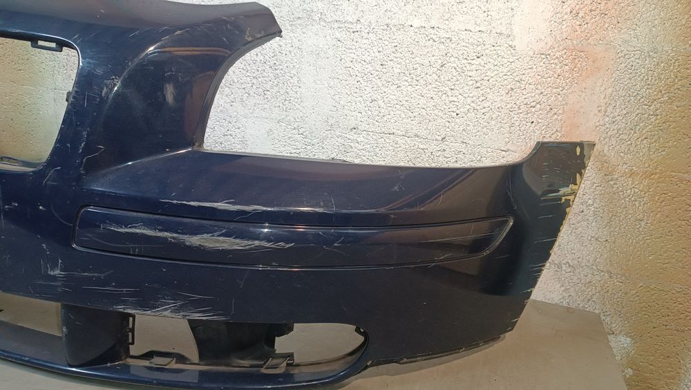 Vendo parachoque de frente Volvo V50 ano 2004/07