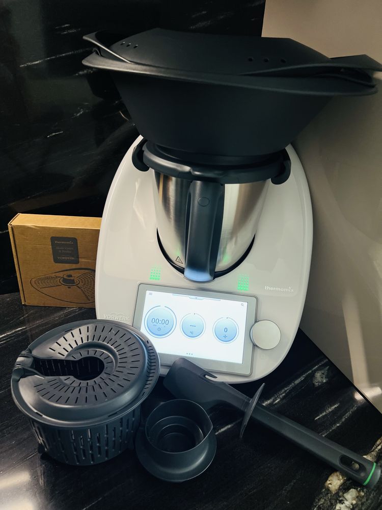 Thermomix TM6 – stan idealny + GRATIS nowa osłona na noże!