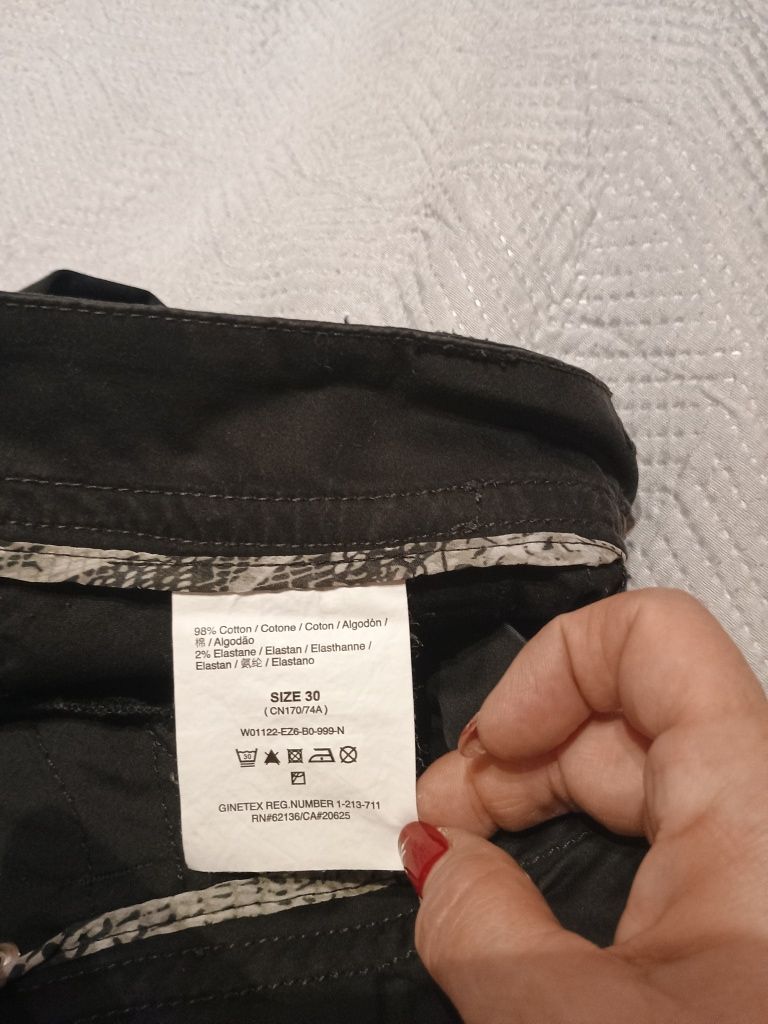 W30 GUESS Regular Straight damskie dżinsy