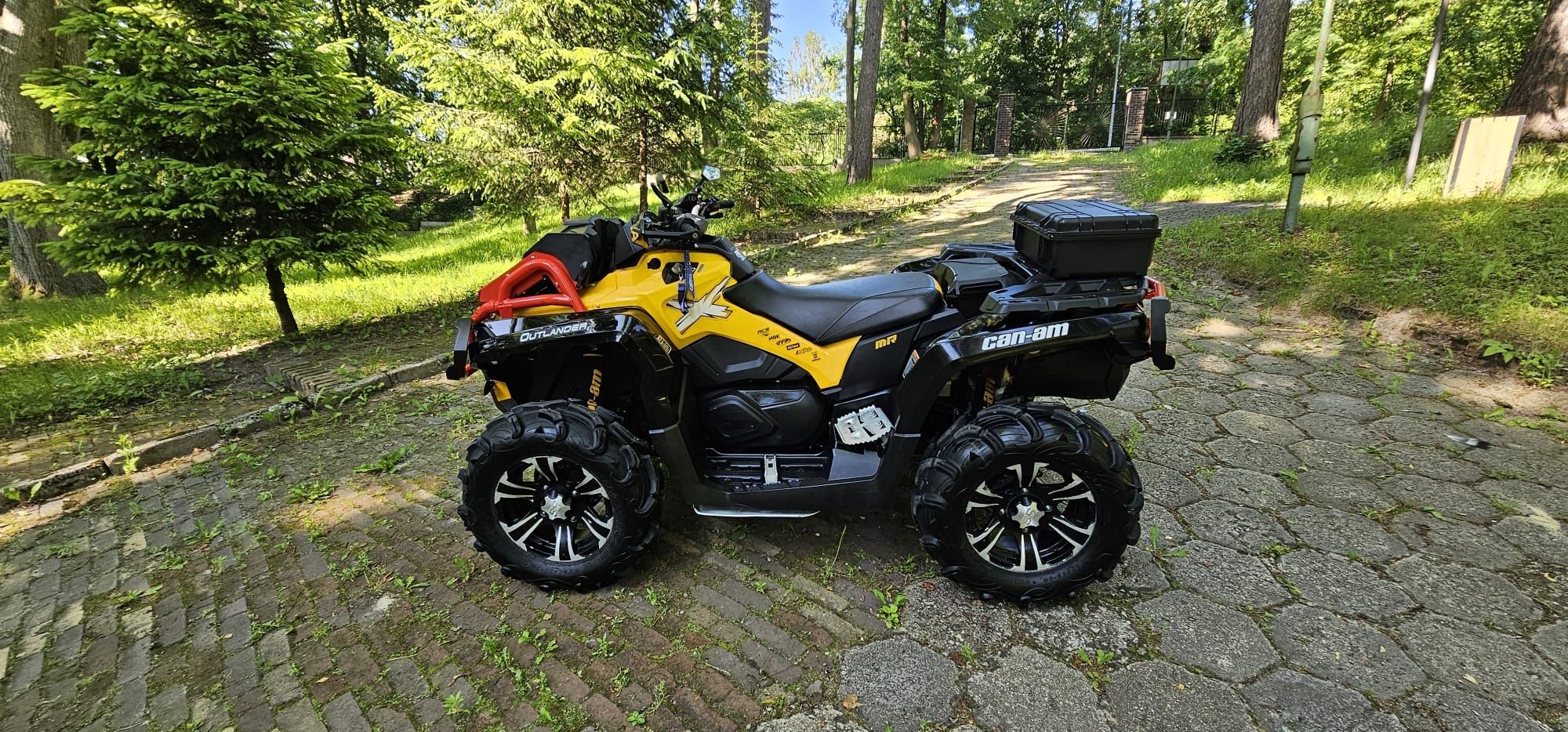 Can-Am Outlander XMR 1000