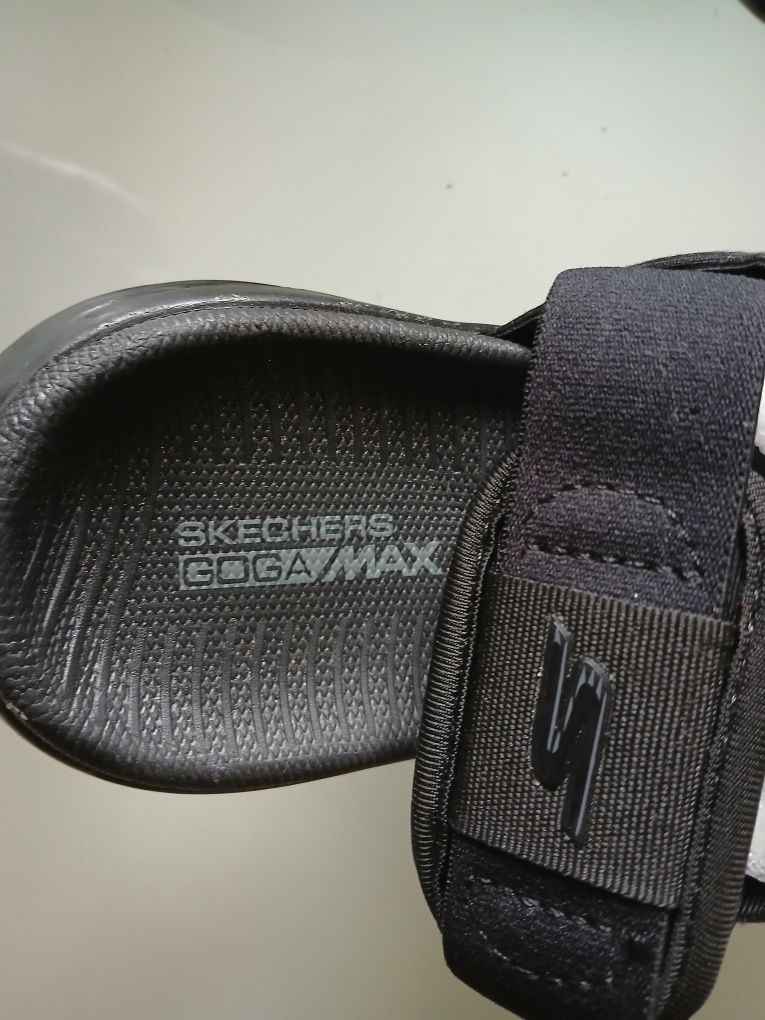 Сандалі Skechers