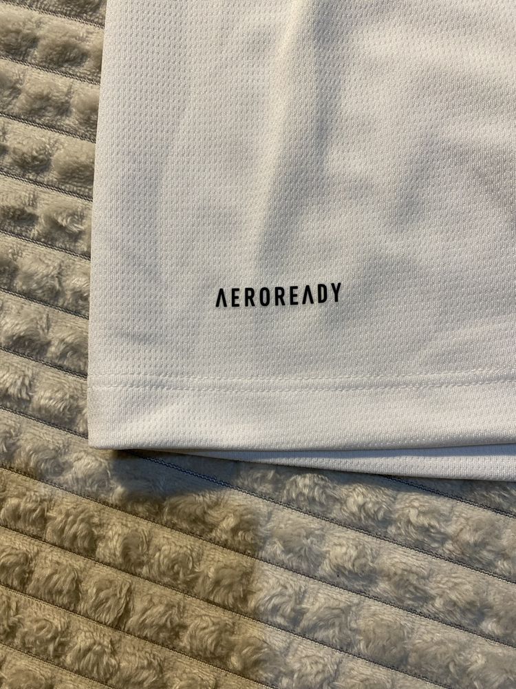 Мужская белая спортивная футболка Adidas Primegreen | L размер