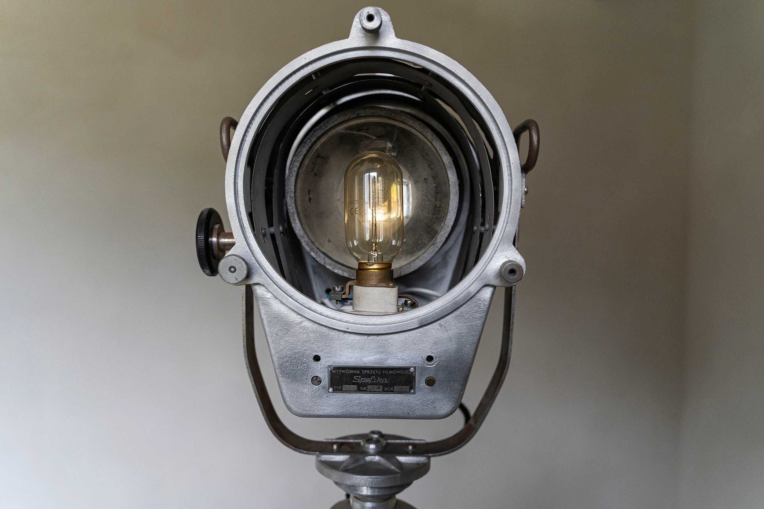 Reflektor lampa filmowa teatralna vintage loft Spefika