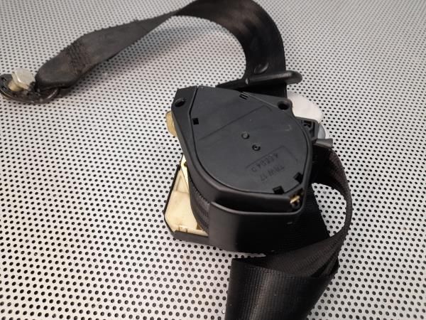 Cinto trás esquerdo VOLKSWAGEN Bora (1J2)