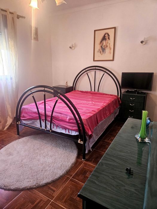 Quarto completo, como novo