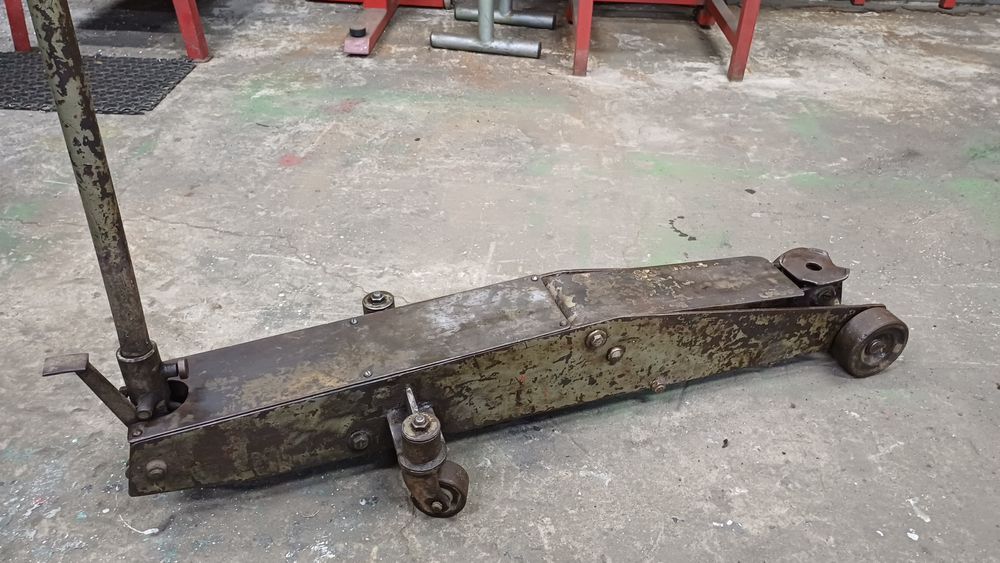 Podnośnik warsztatowy