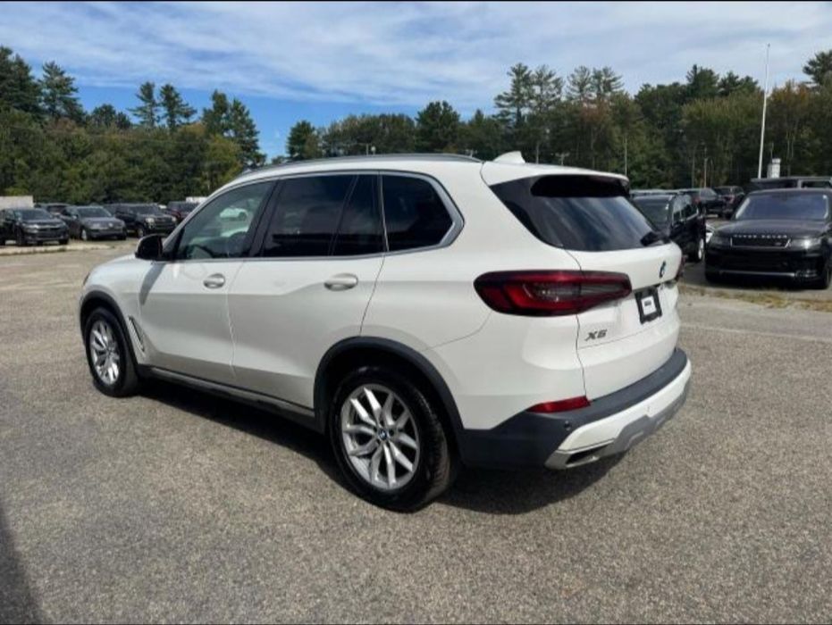 В дорозі BMW X5 01/2020 США