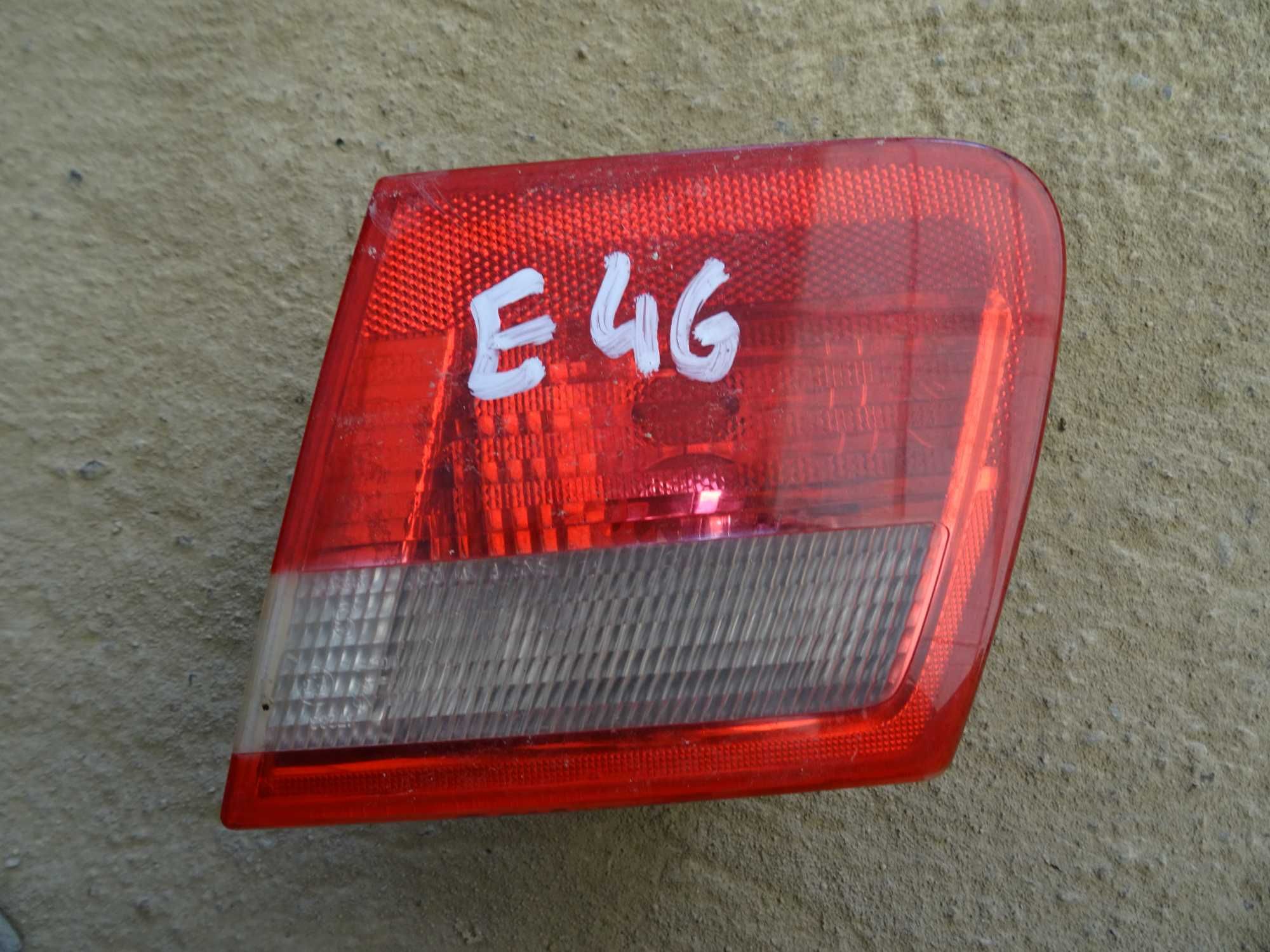 Lampa Prawa Tył w Klapę BMW E46 Touring