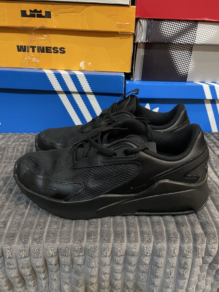 Кросівки Nike AIR MAX BOLT 38,5(24см) оригінал