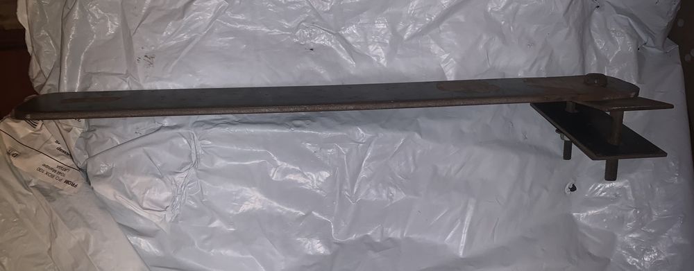 Штаба для дверей на двери