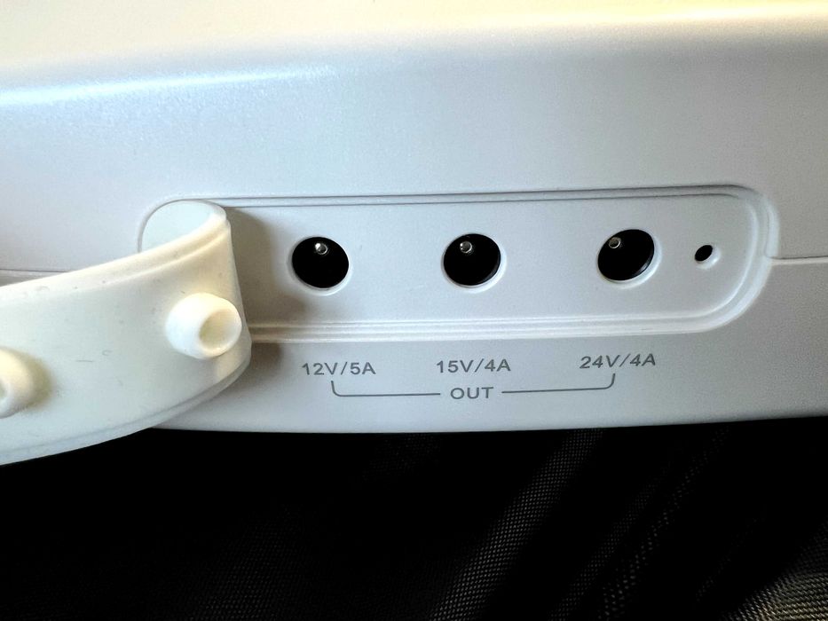 Зарядна станція Bluetti K5 297Wh  82600мАч