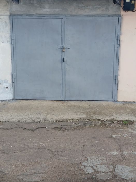 Прадается гараж в 11 кооперативе