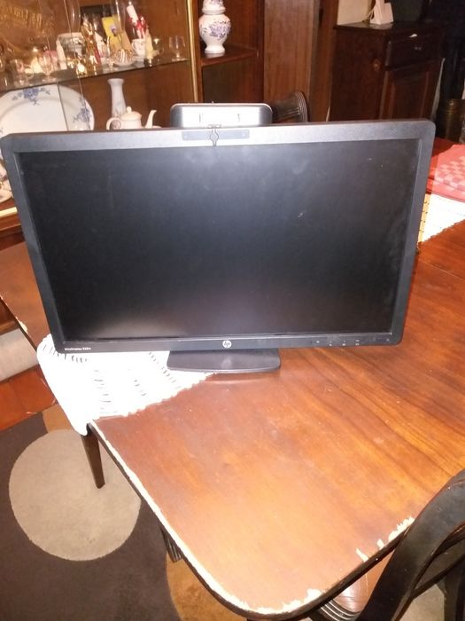 Monitor HP elite E 221c 22' com 33cm a  47cm altura impecável.