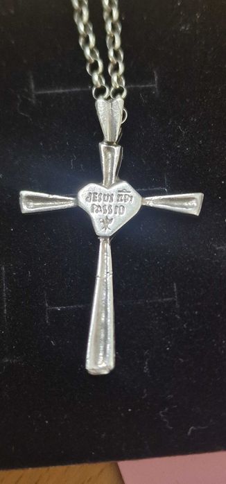 Colar prata 75cm com cruz