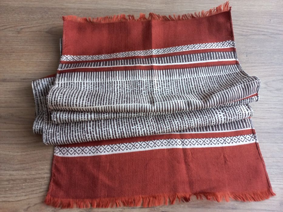 Szal - Damski  - Jedwab - 28 cm x 152 cm - MILANÓWEK