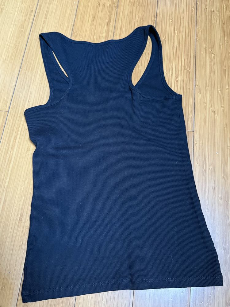 Guess czarna bokserka top damska koszulka