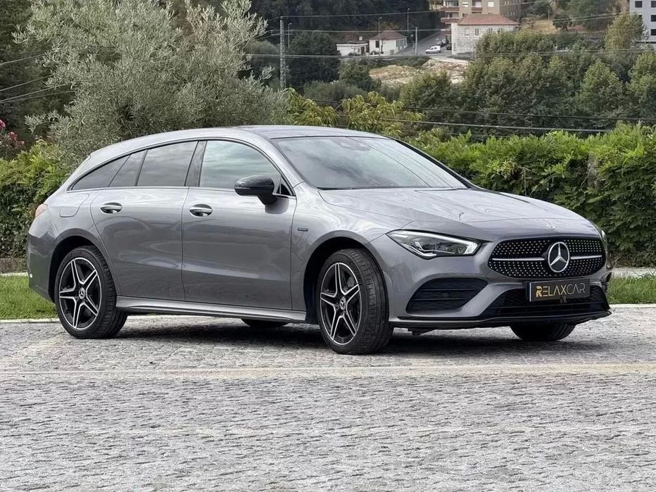 Mercedes-Benz CLA 250 e Shooting Brake 8G-DCT AMG Line