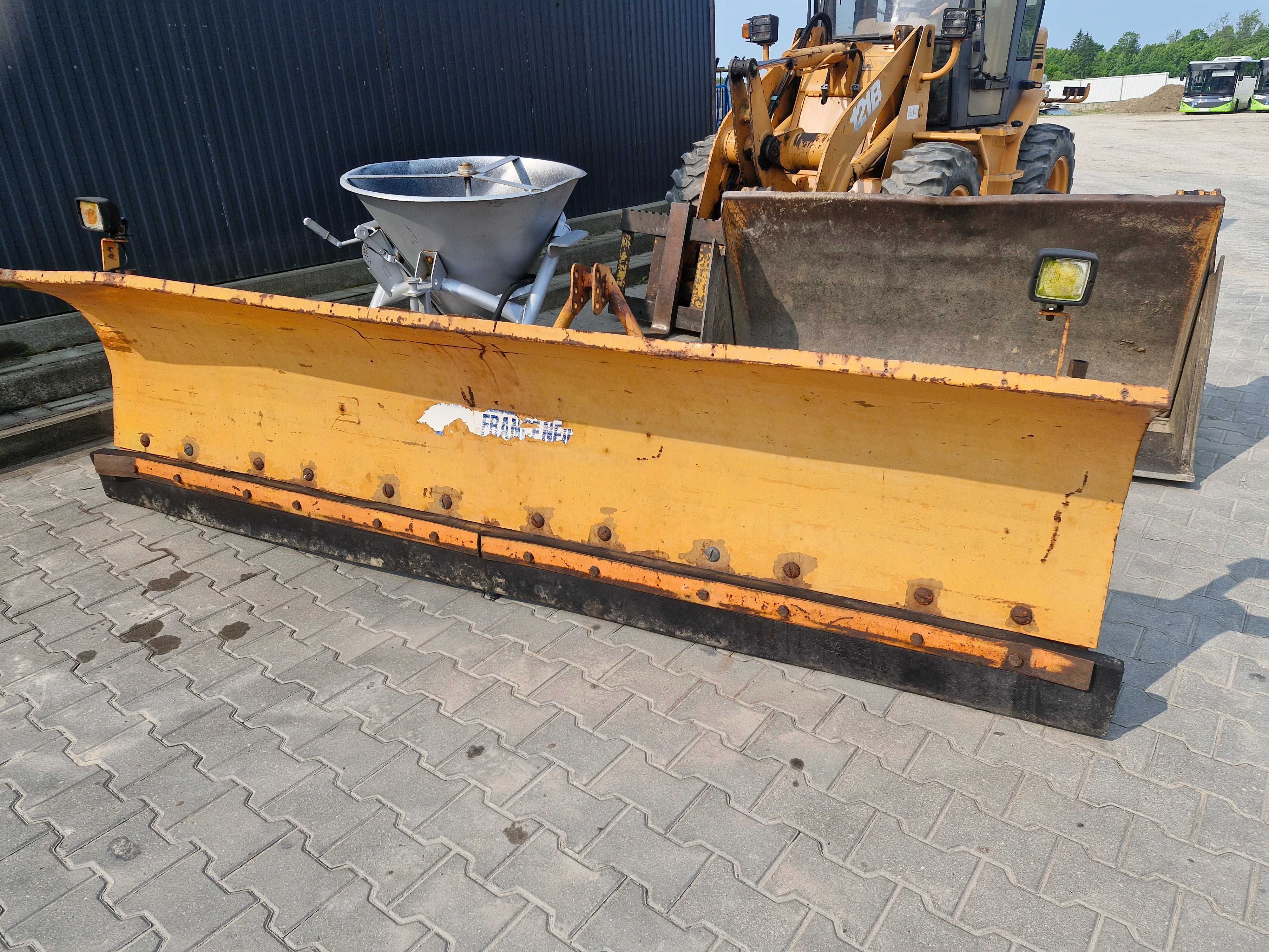 Ładowarka CASE 121B