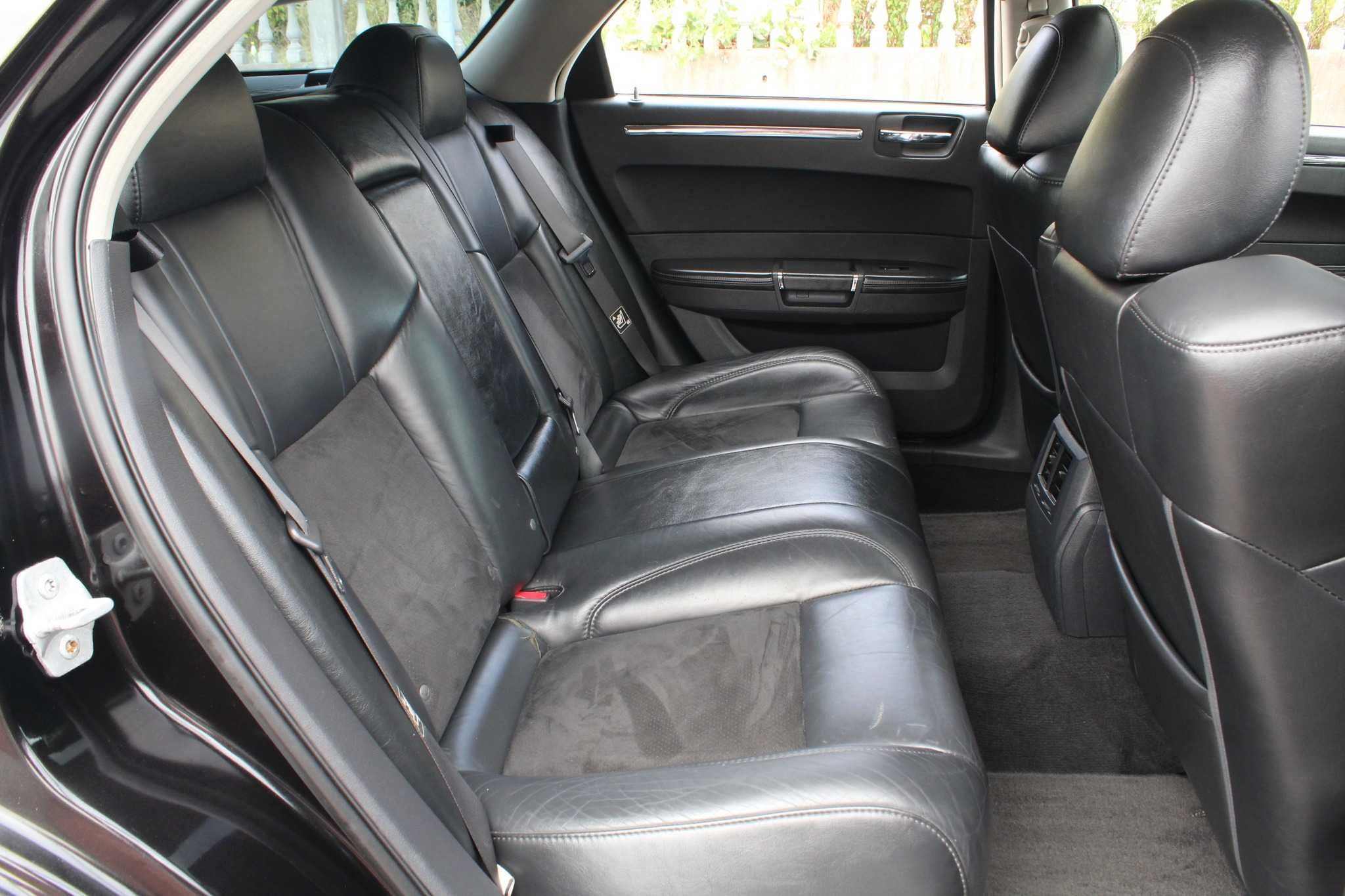 Chrysler 300c 3.0 v6 SRT Design RESERVADA