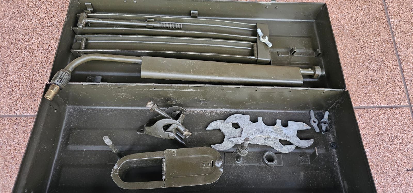 Skrzynka metalowa PRL