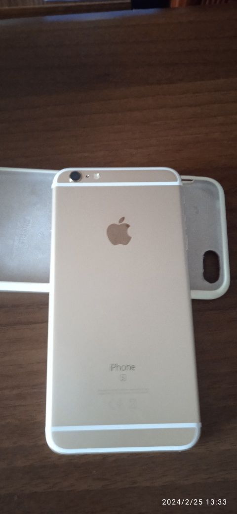 iPhone 6s plus .