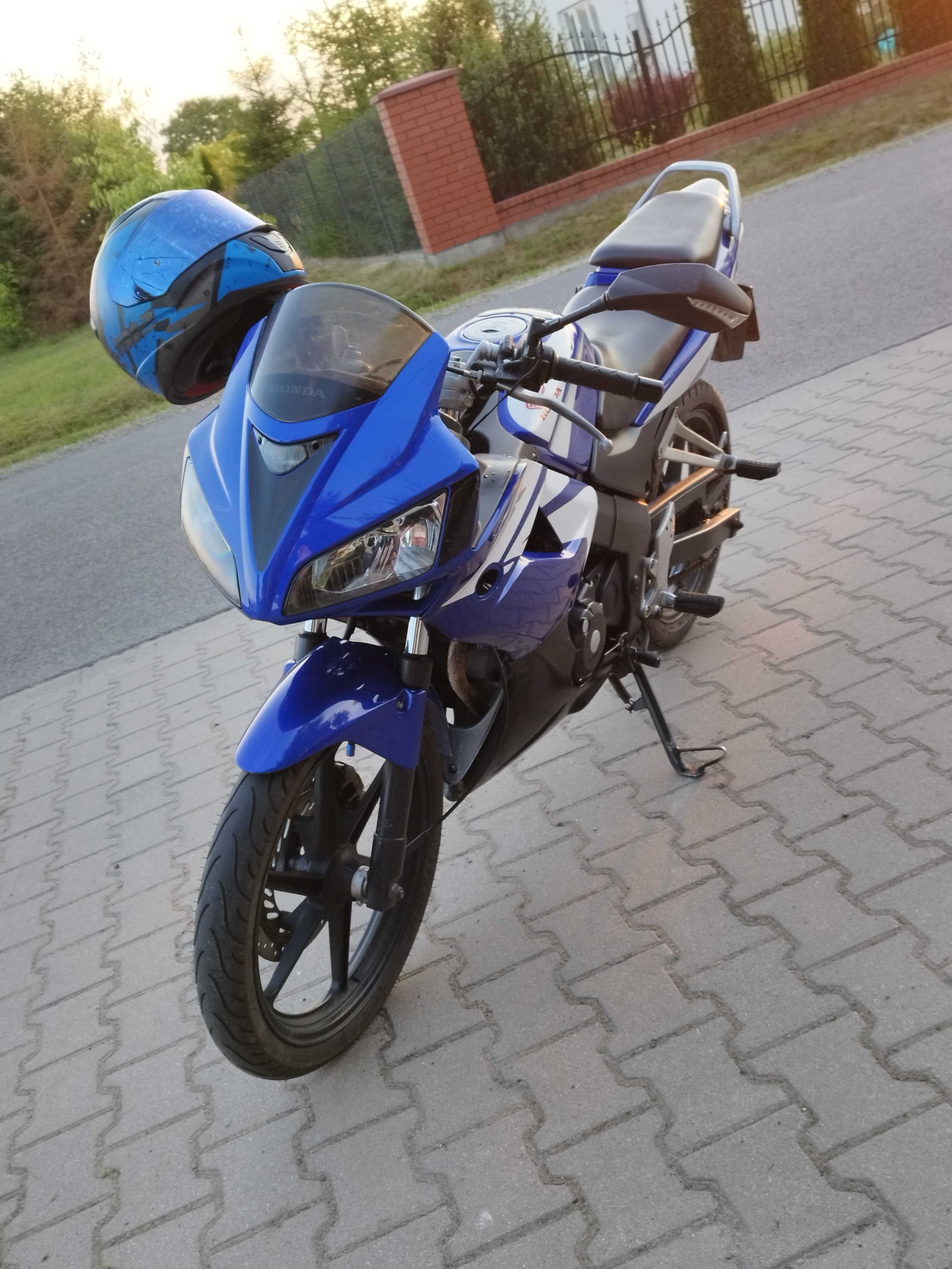 Honda cbr 125 jc39