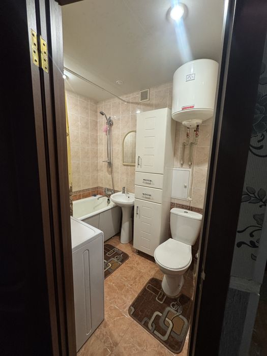 Оренда 2х кім. Центр, по вул. Соборній, меблі та техніка.