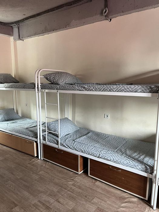 Нові кімнати з кухнею та санвузлом поруч вокзал, шпиталь. Від власника