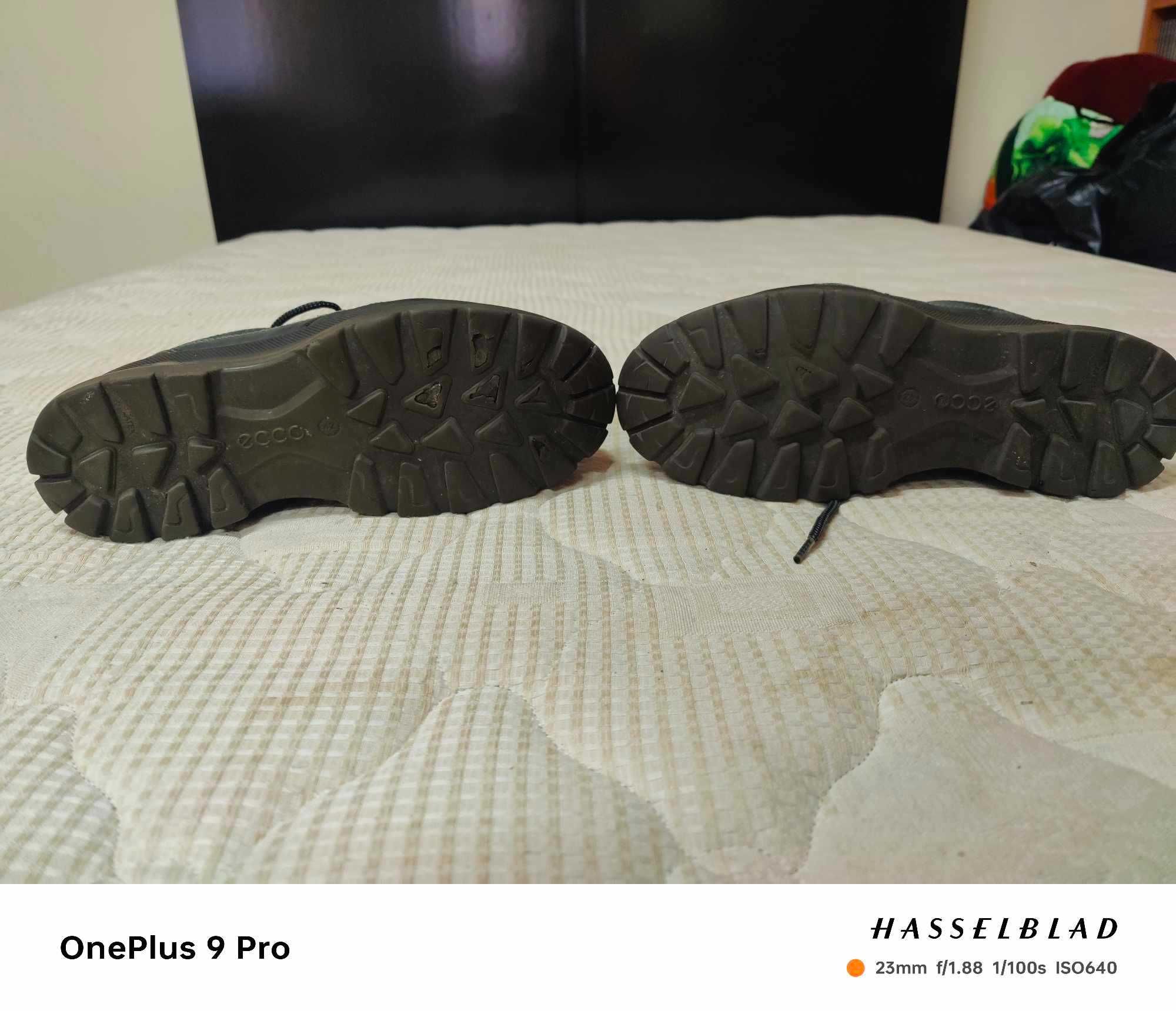 Sapatos ECCO Rugged Track tam. 42