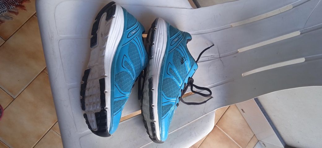 Desporto senhora azul