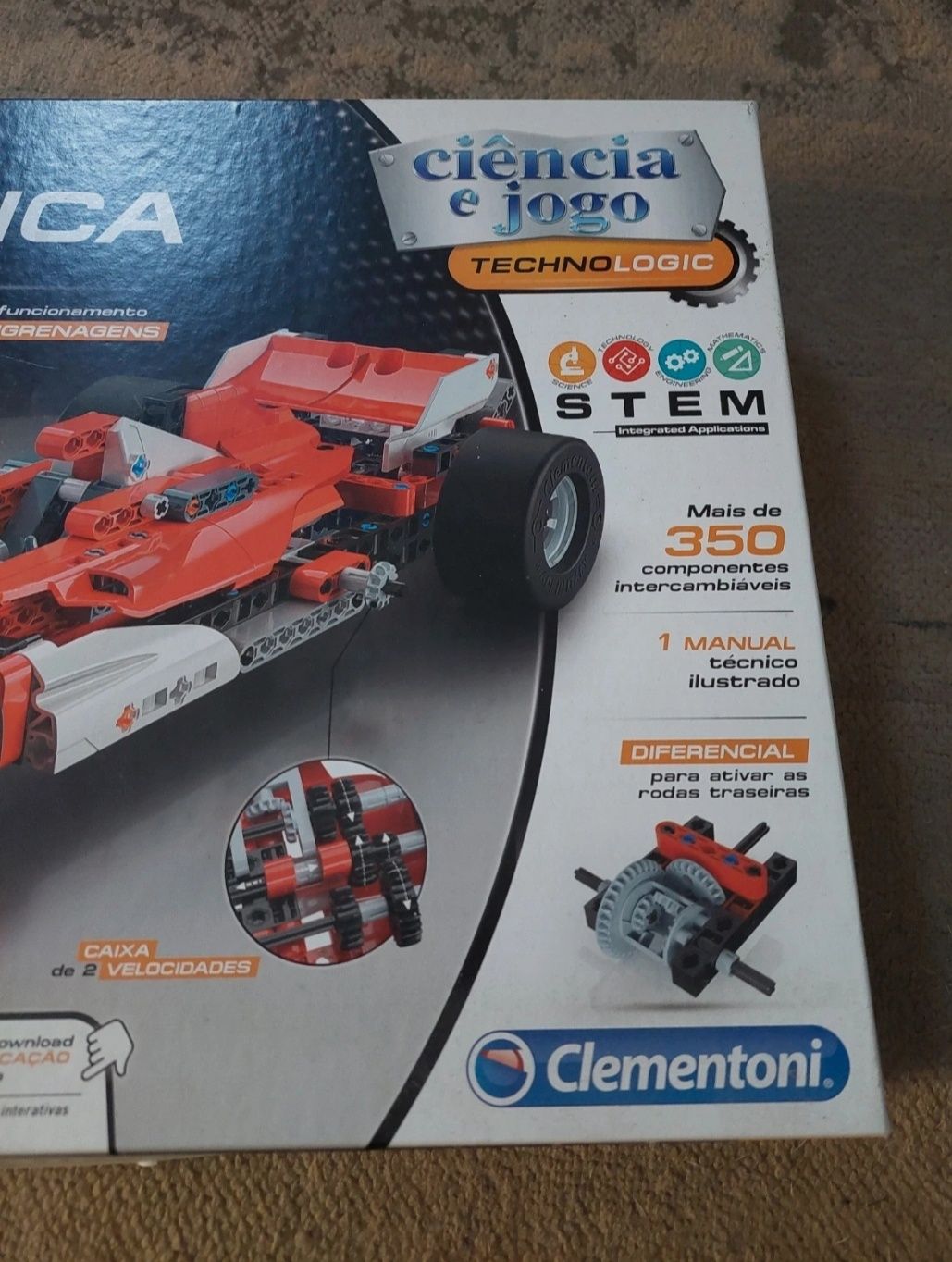 Puzzle de ciências e construção automóvel