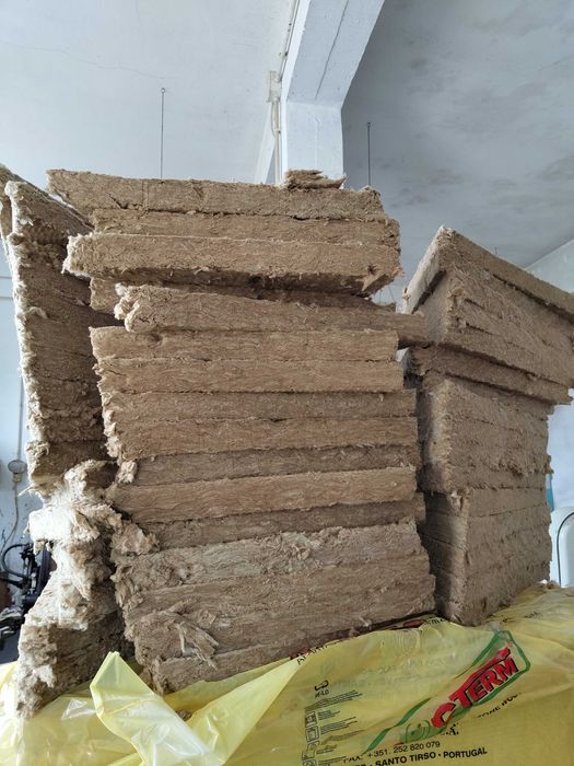 Lã de rocha em triângulos densidade 70kg