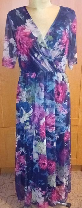 Sukienka z lejącej elastycznej siateczki 44 46